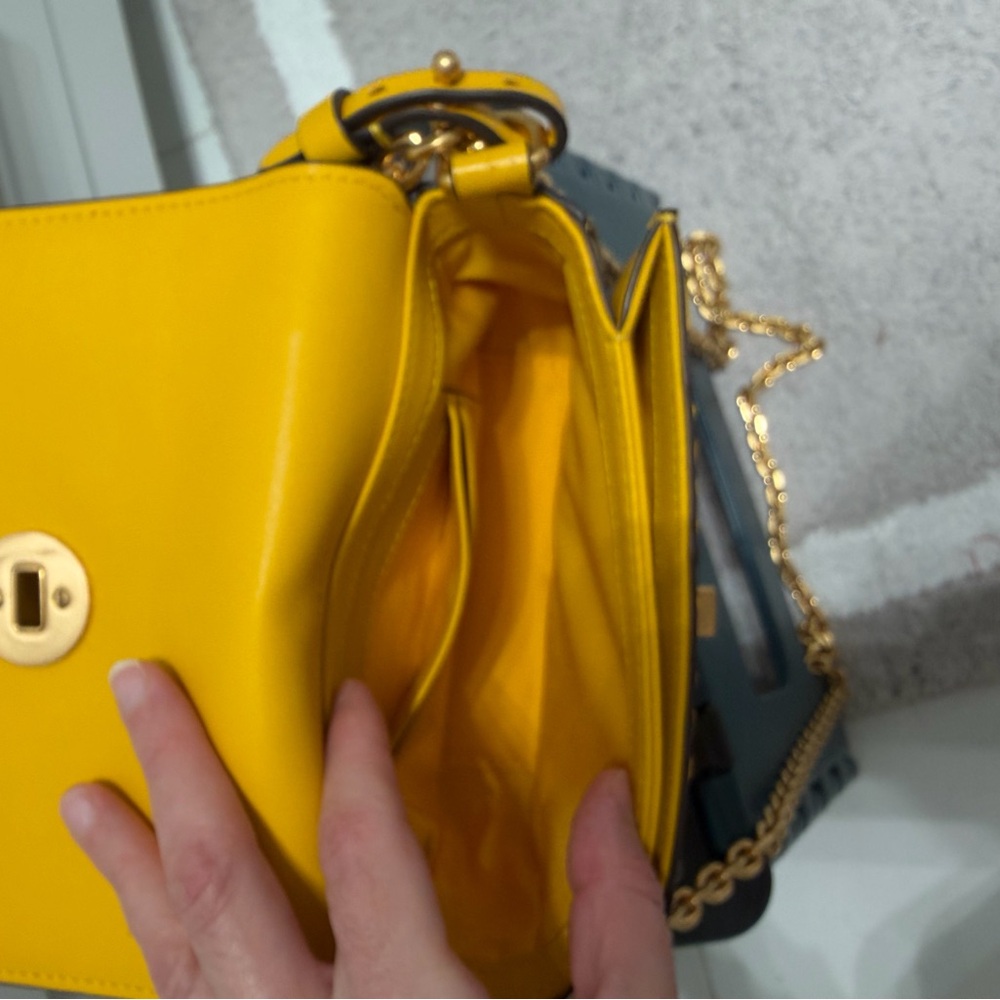 NWT TORY BURCH PYTHON SMALL YELLOW SNAKE CROSSBOD… - image 5